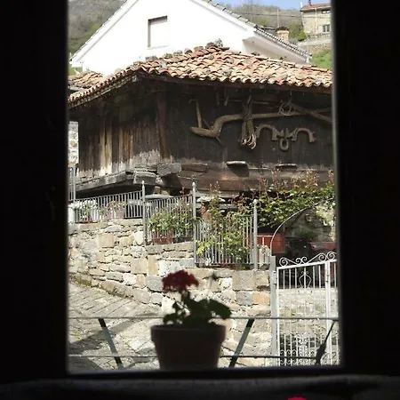 La Quintana De Anton Guest House Jomezana Exterior photo