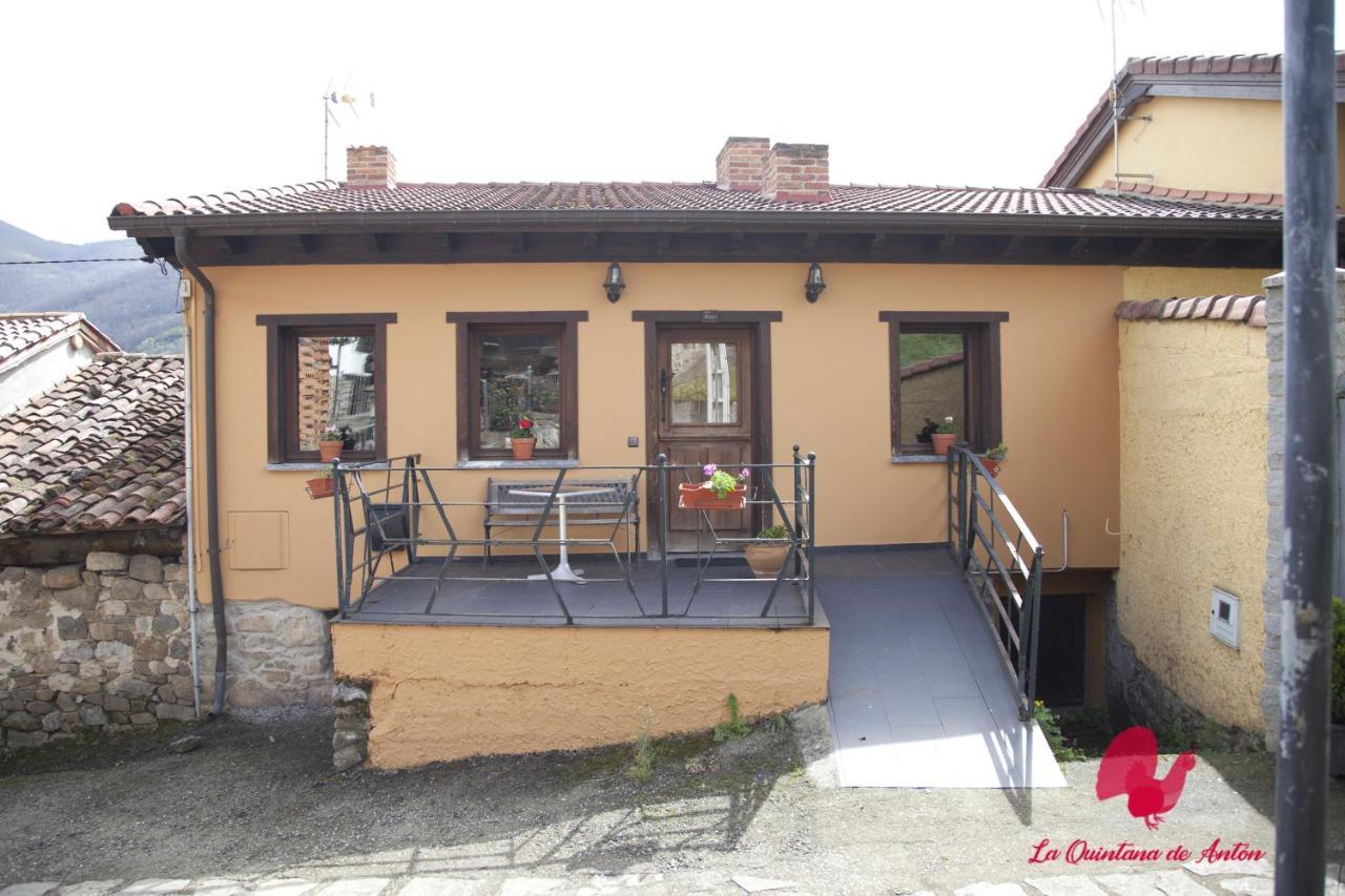 La Quintana De Anton Country house